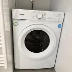 דירה Neu Renovierte In Mit Parkplatz