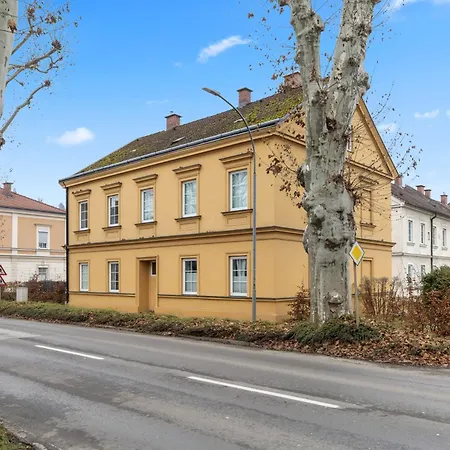 Neu Renovierte In Mit Parkplatz *