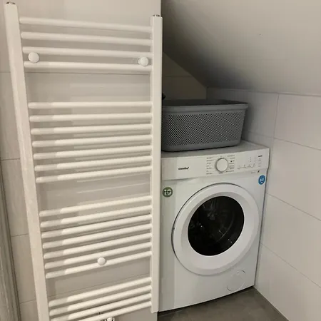 Neu Renovierte In Mit Parkplatz Apartamento Steyr