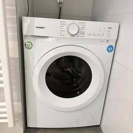 Apartamento Neu Renovierte In Mit Parkplatz